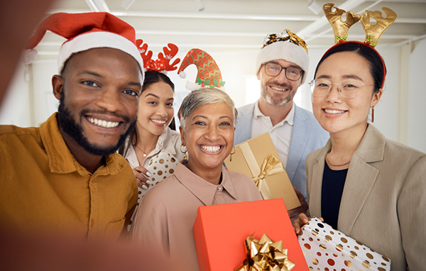 Supporting Employees with Social Anxiety During Holiday Gatherings